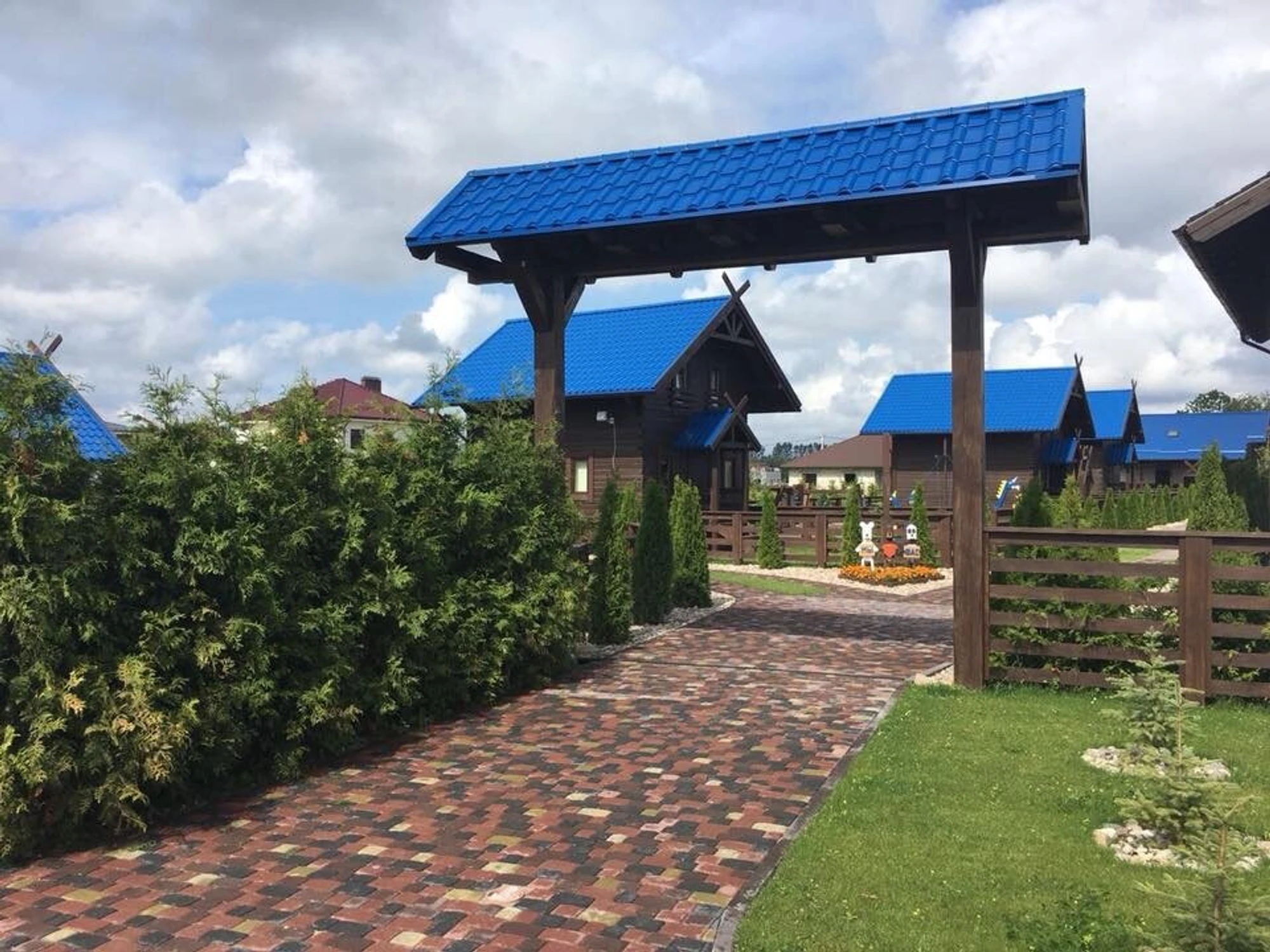 Клуб семейного отдыха Медведь (Дом отдыха )