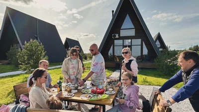 Загородный клуб "Мандала" с панорамным видом на озеро Большой Кисегач, 120км от Екатеринбурга