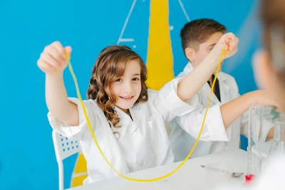 Клуб юных химиков Фарадей (Клуб для детей и подростков )