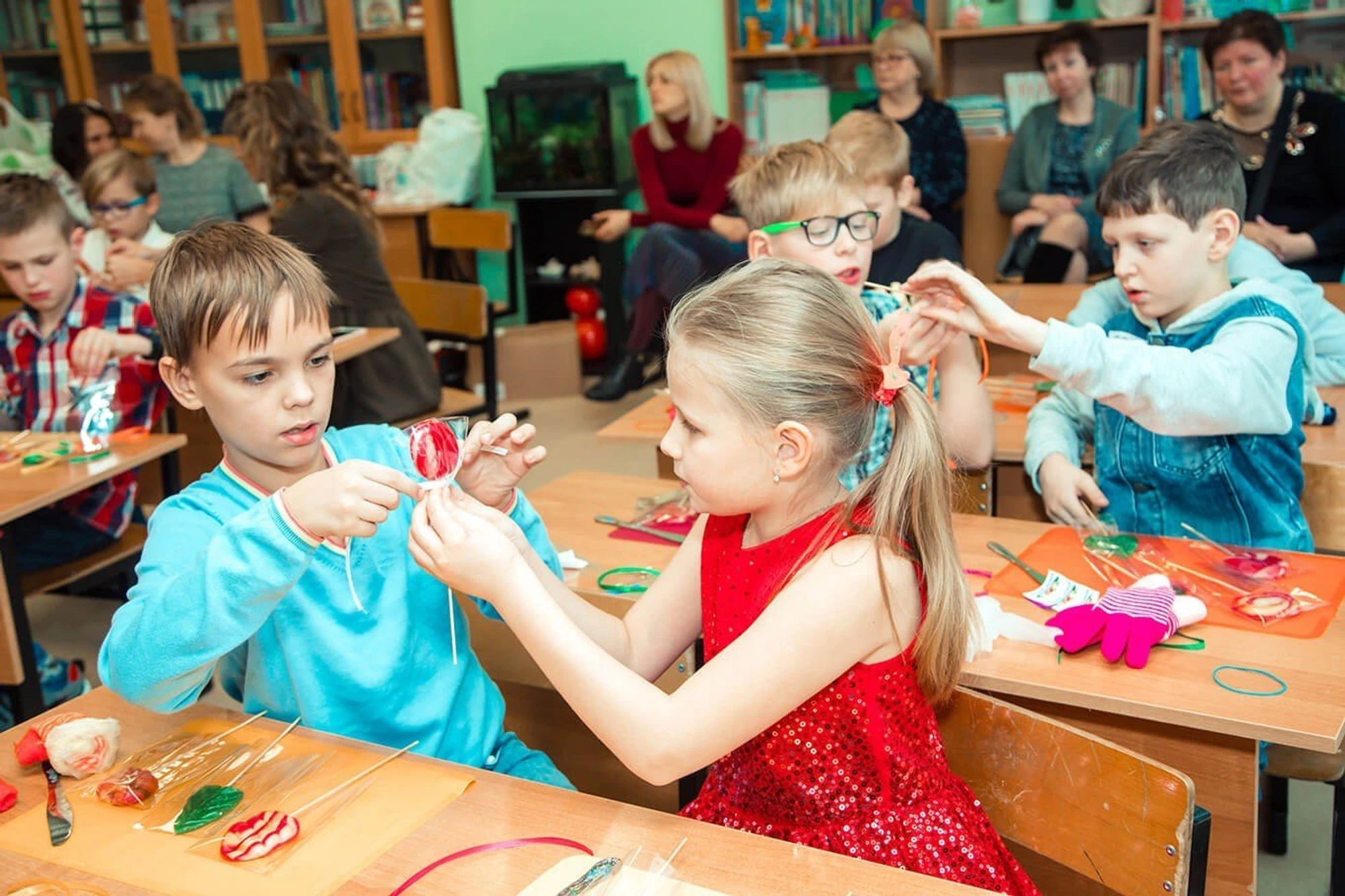 "Картины из песка", мастер-класс от праздничного агентства "Театр ПБ"