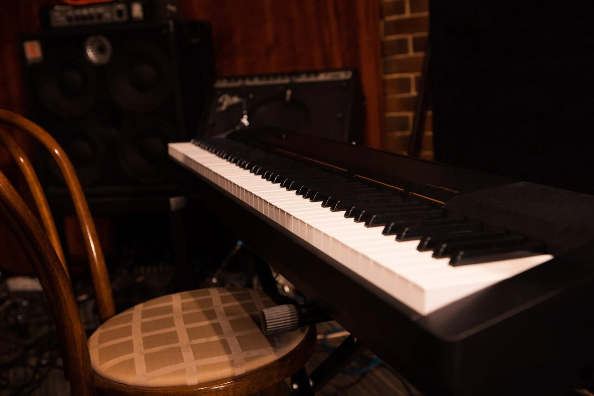 Школа Sing&Play, музыкальные курсы для взрослых и детей