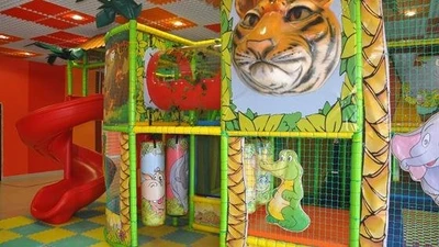 Nikaland (Развлекательный центр )