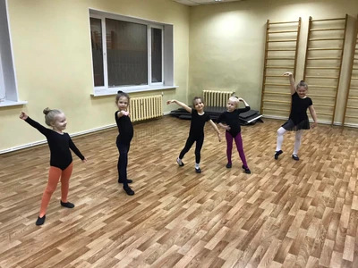 Театр Танца Голливуд (Школа танцев )
