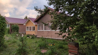 Шале у озера (Гостиница)