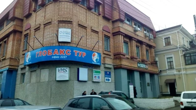 Документ центр (Помощь в оформлении виз и загранпаспортов )