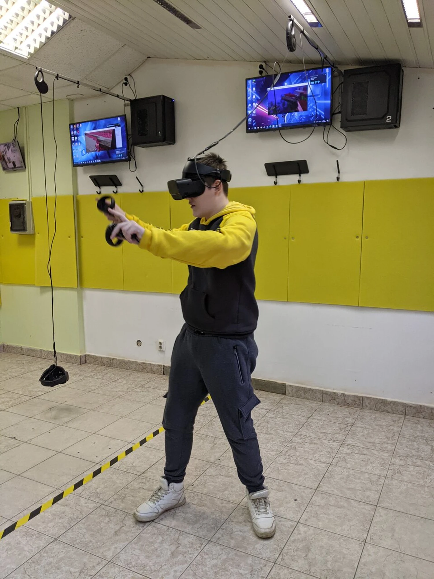 "VR 4a", клуб виртуальной реальности