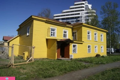 "АРТ-слобода", мастерские, графический центр, экспозиция народной куклы и костюма в Петрозаводске