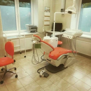 Новастом (Стоматологическая клиника)