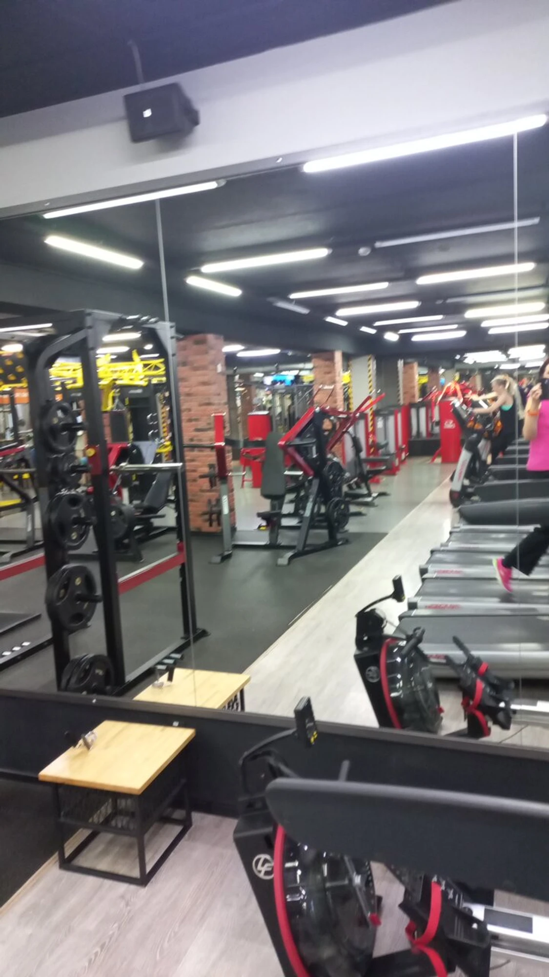 Urban gym (Фитнес-клуб)