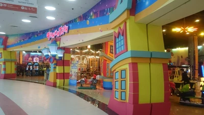 Фанки Таун, развлекательный парк