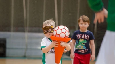 Всероссийская школа футбола для детей от 3х лет "Футболика" (ул. 8 Марта 84А, Дом Спорта)