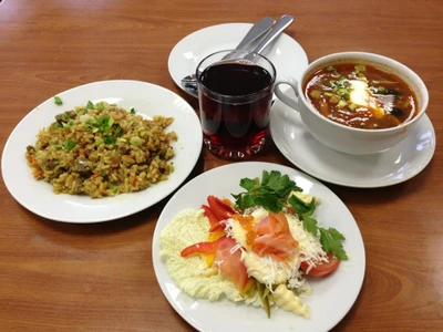 В Манеже, кафе европейской и русской кухни