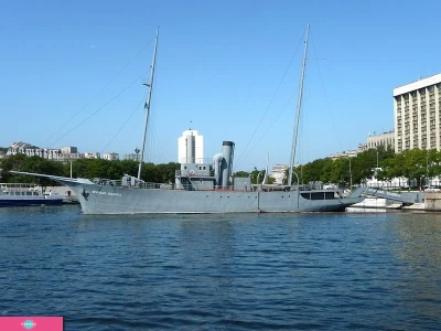 "Красный вымпел", корабль-музей во Владивостоке 