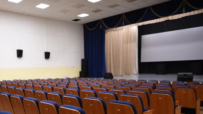 Кинозал "Спутник" в Кировграде