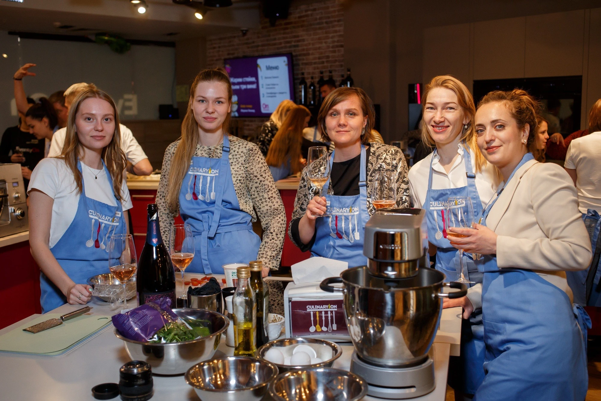 Кулинарный мастер-класс "Игристое утро" в студии "CulinaryOn"