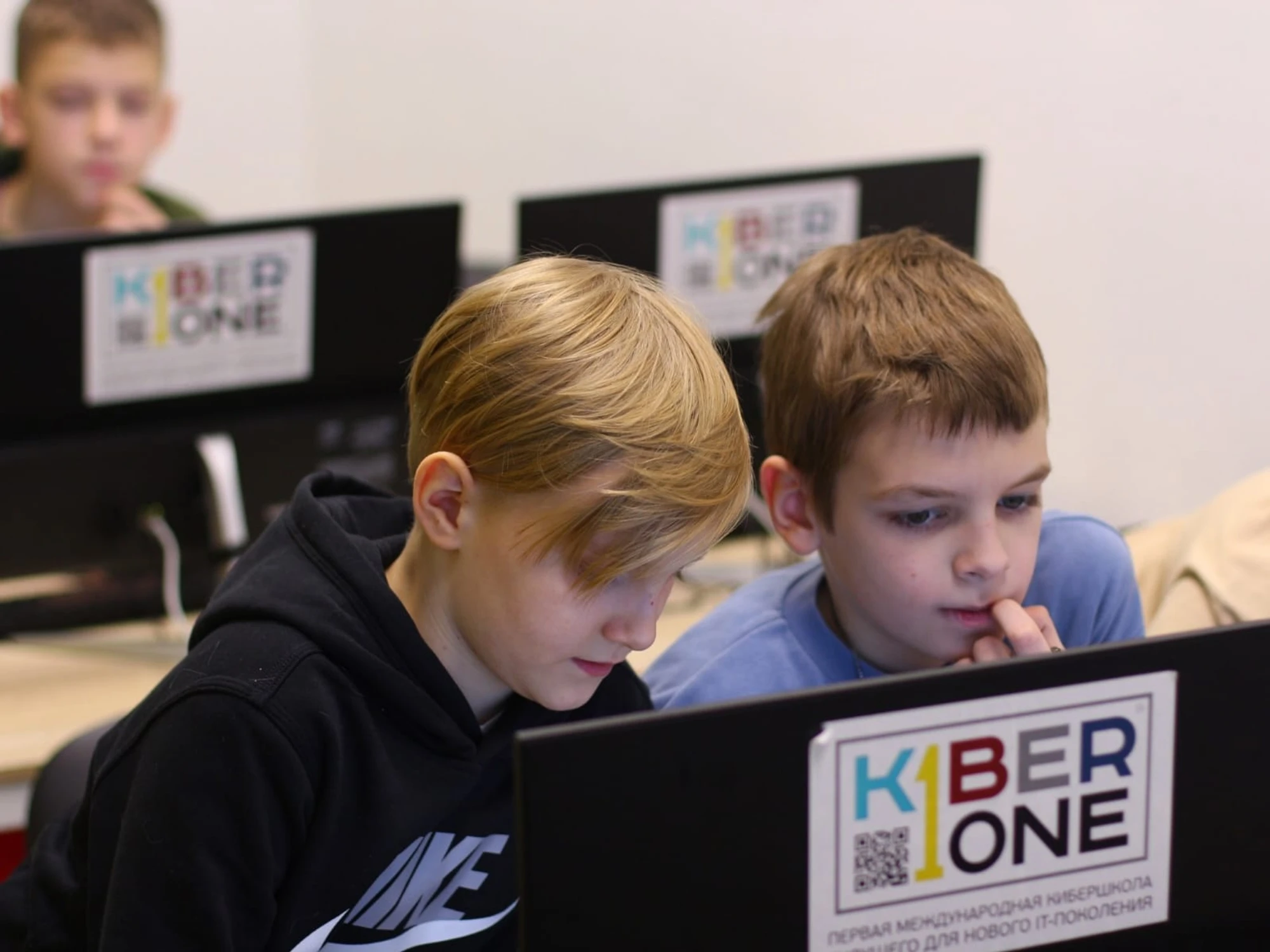 "KIBERone", кибершкола, компьютерные курсы для детей на пр. Вагоностроителей, г. Нижний Тагил