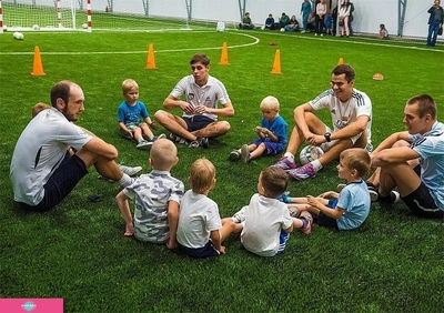 "Джуниор", детский футбольный клуб на Кропоткина, Новосибирск 