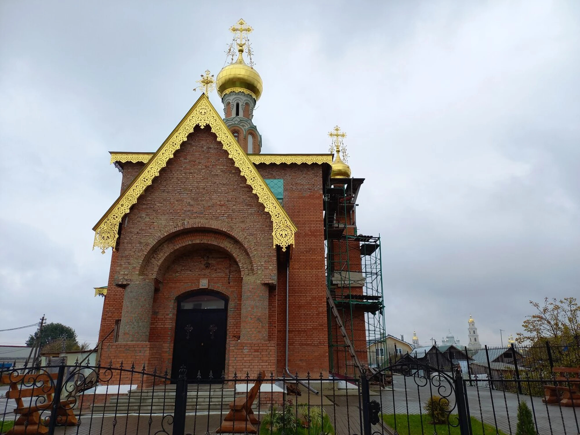 Церковь царственных страстотерпцев (Православный храм)