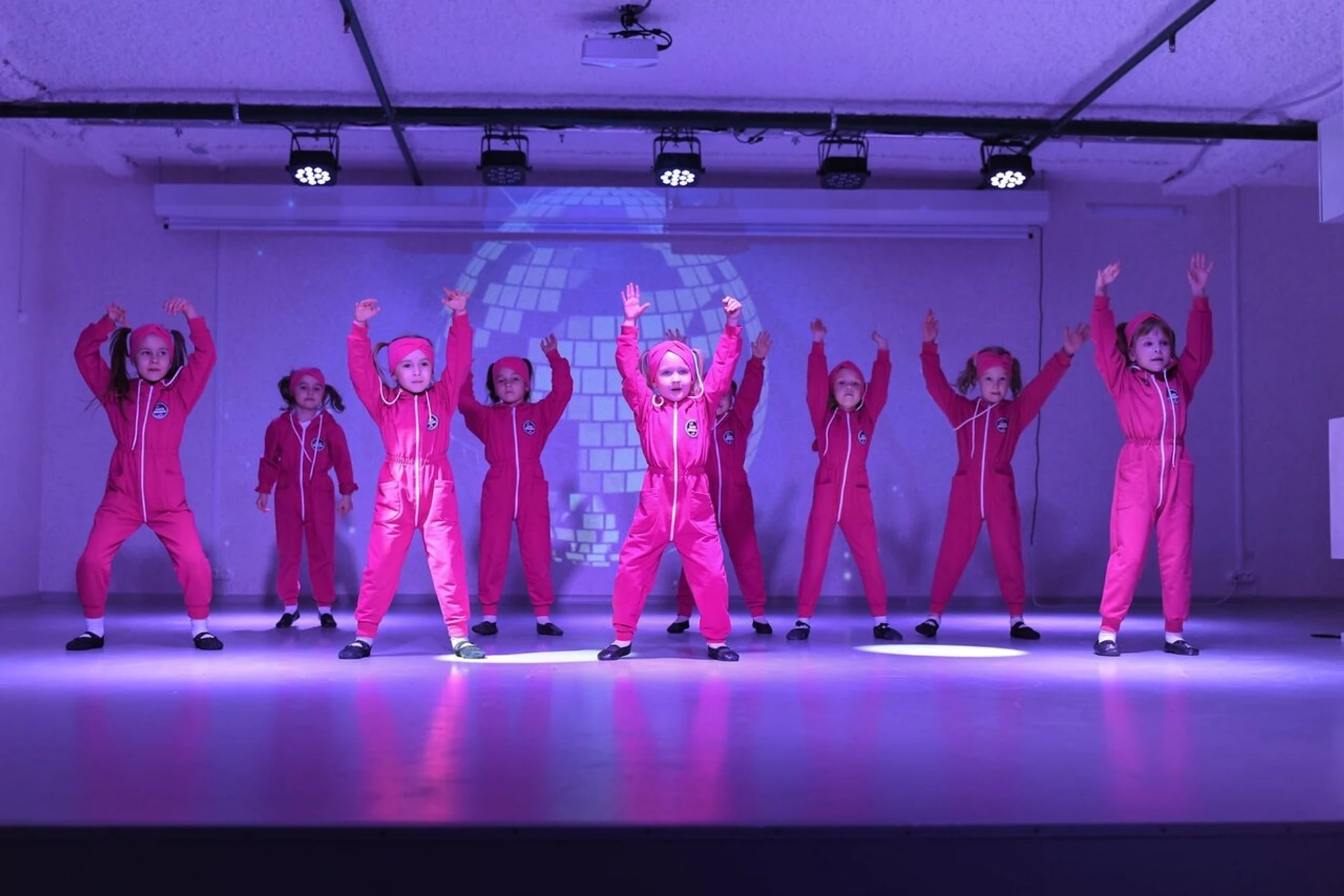 New Dance (Школа танцев)