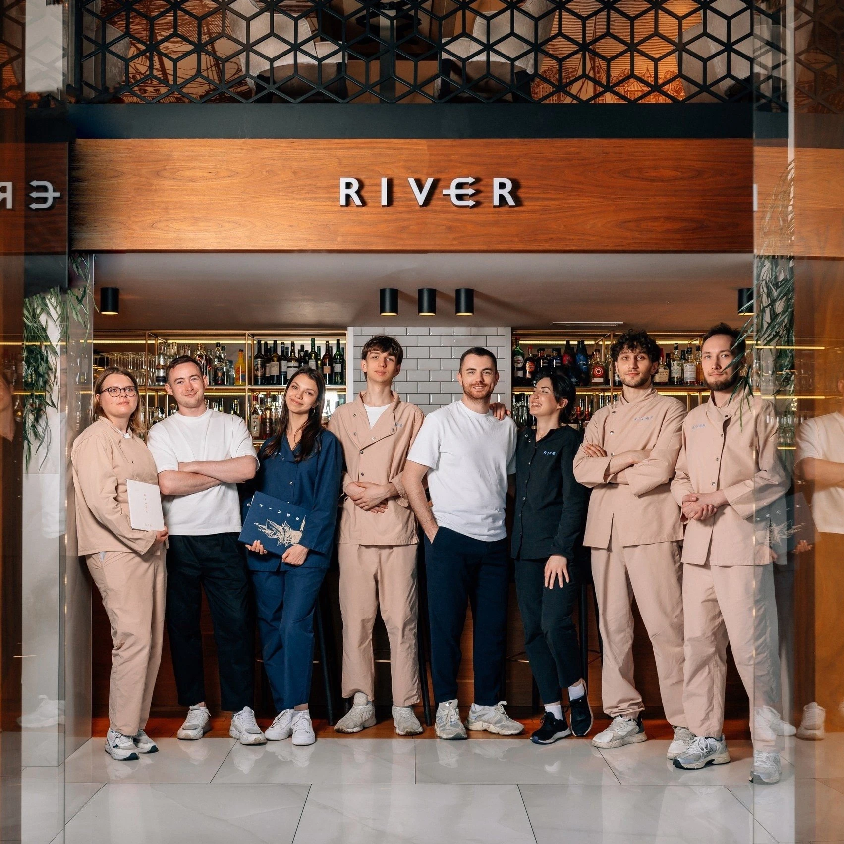 Привилегии по Карте друга в ресторане "River"