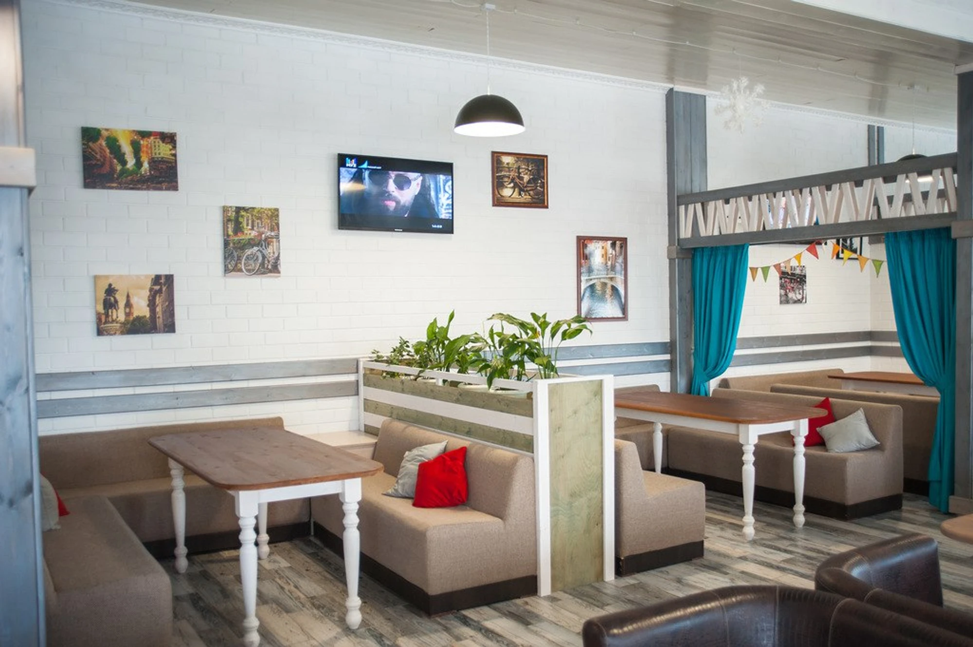 Жадина Говядина, семейное кафе