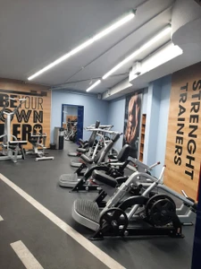 Волейбольный центр Волжанин (Спортивная школа )