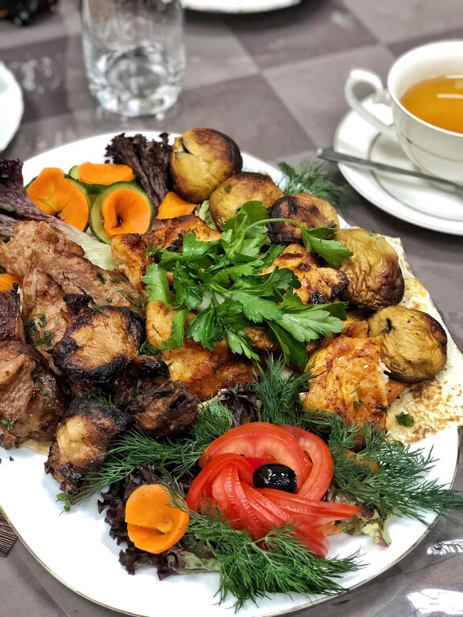 Шашлычный дворик (Кафе)