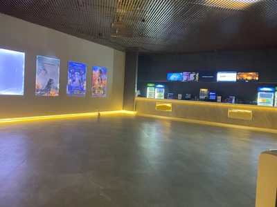 Silver Cinema (Кинотеатр)