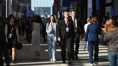 "Экспофорум", конгрессно-выставочный центр на Петербургском шоссе
