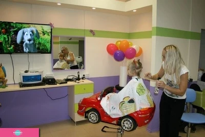 "Счастье" в ТЦ "Детский", салон красоты для детей и родителей, детские стрижки, праздничные прически для девочек, детский маникюр, Самара 