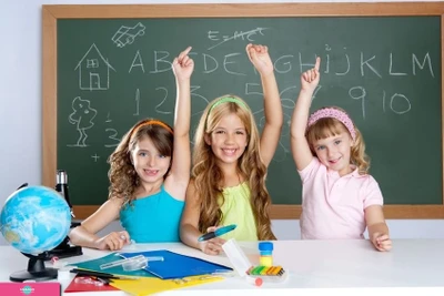 Vivid English, курсы английского языка для детей от 6 лет и взрослых на Гражданском проспекте, СПб 