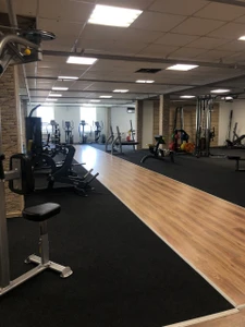 Force Fitness (Фитнес-клуб )