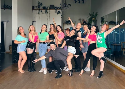 Yummy Bachata (Школа танцев)