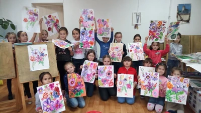 Радуга (Клуб для детей и подростков )