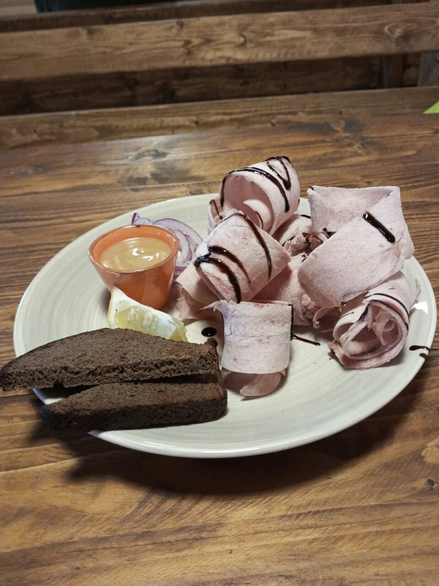Мельничный пруд (Кафе )