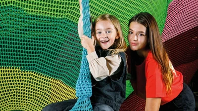 Няня в "Joki Joya"