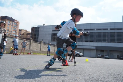 Роллер школа Roller Me (Спортивная школа )