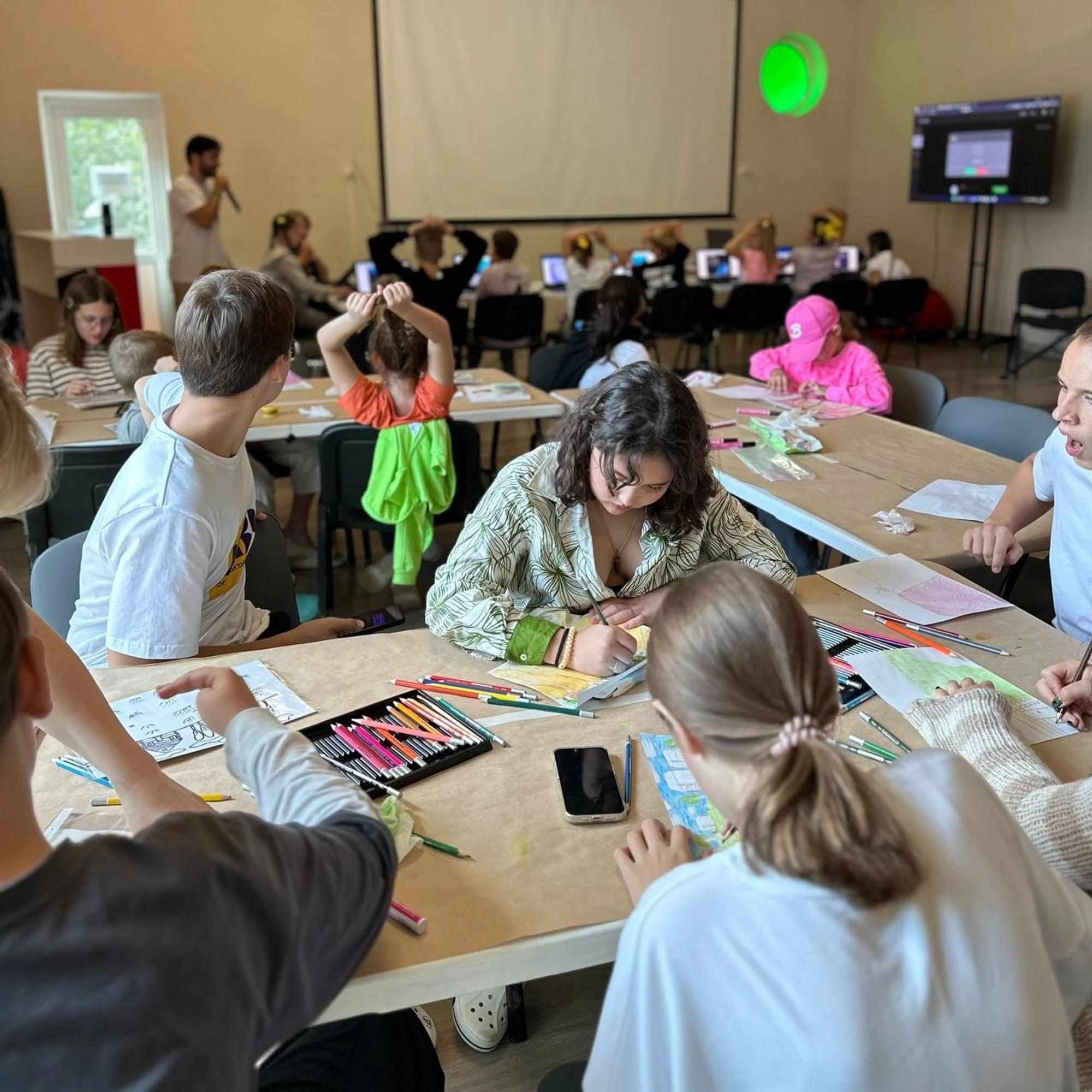 16 уроков по ЕГЭ в подарок от школы "Синергия"