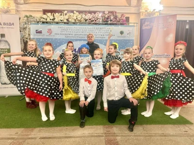 Дом творчества "Октябрьский" (Клуб для детей и подростков)