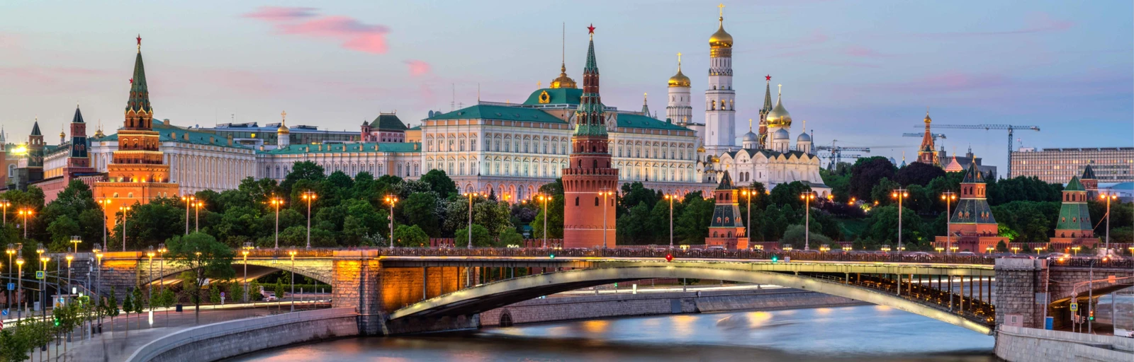 Куда сходить на выходные в Москве - премьера в России!