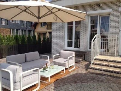 Янтарный сезон (Гостиница)