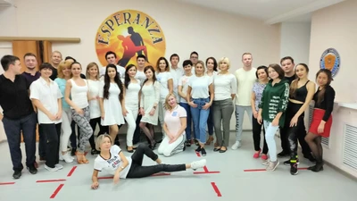 Латиноамериканские танцы Esperanza (Школа танцев)