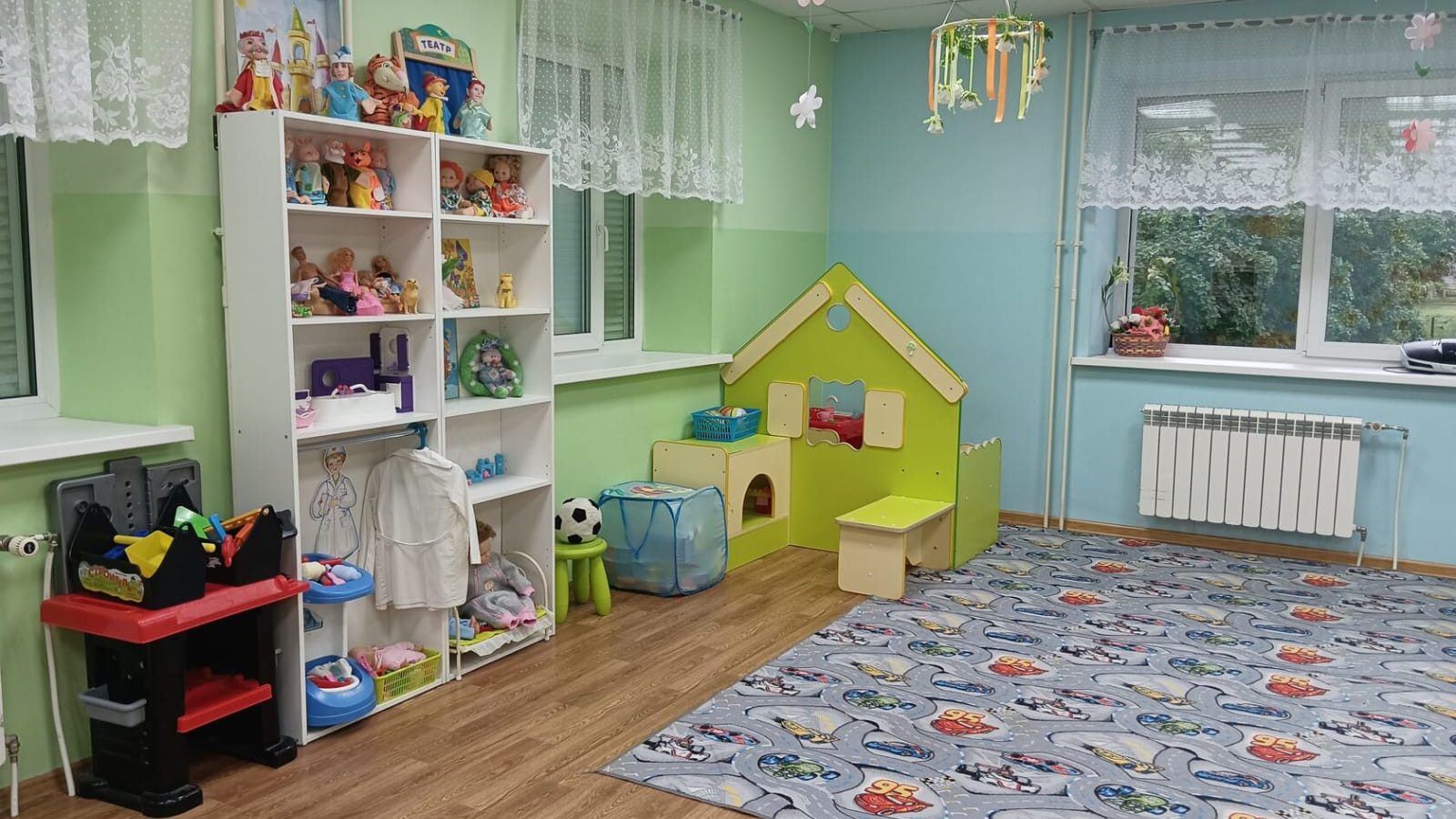 "Маленькая страна", частный детский сад на Амундсена, центр раннего развития в Екатеринбурге