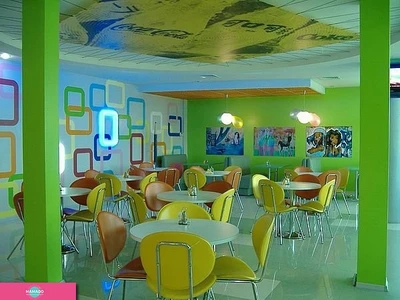 "Яблоко", семейное кафе с детским меню, день рождения ребенка в парке "Фантазия", Владивосток 