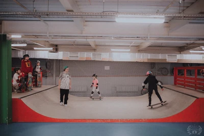 Школа скейтбординга (Спортивная школа)