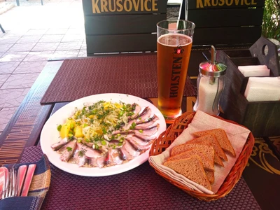 Господа офицеры (Кафе )