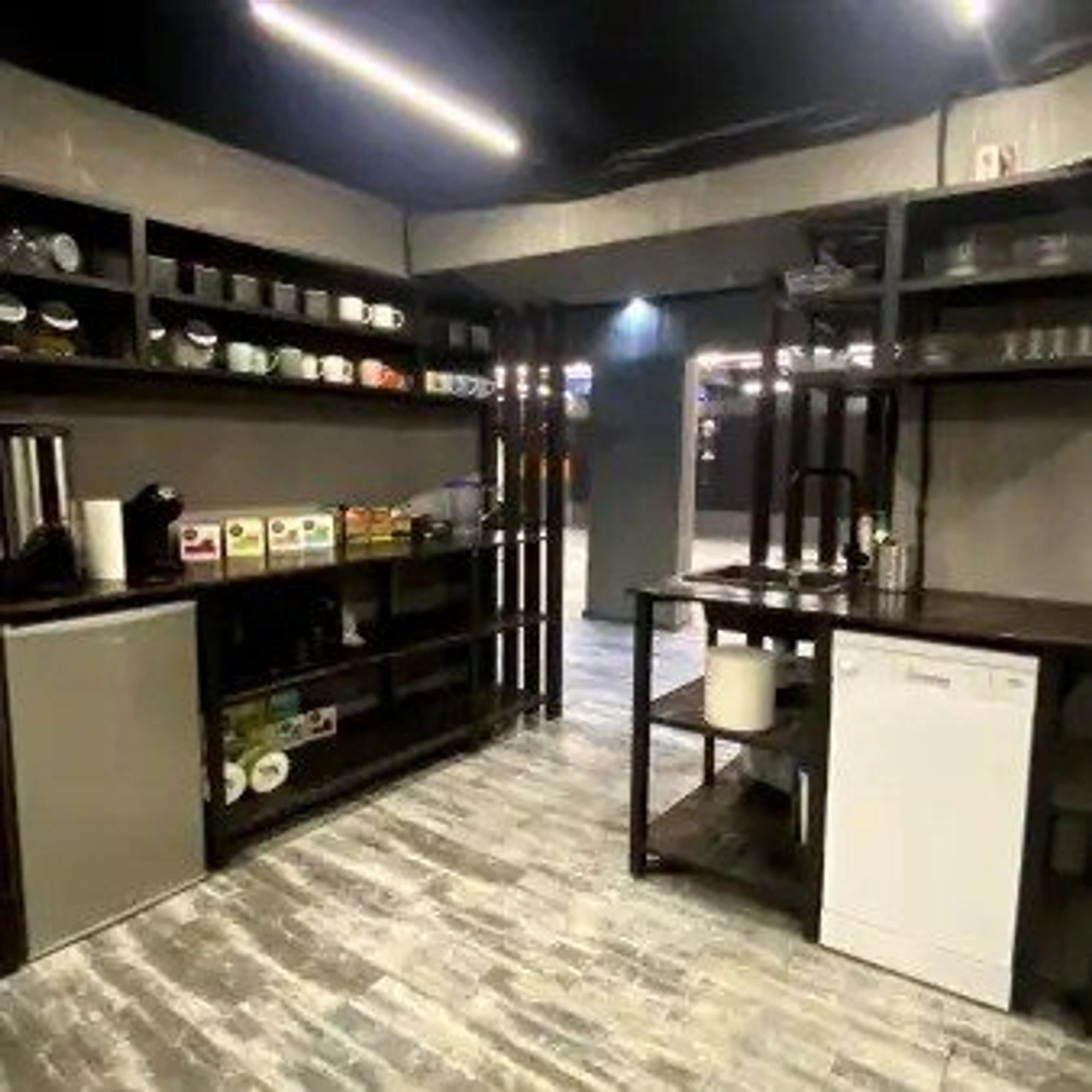 "Эра VR", клуб виртуальной реальности с антикафе и коворкингом на Молодежной