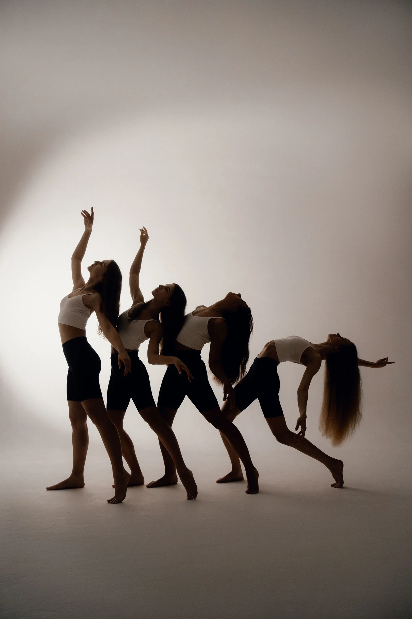 Nemeria - школа танцев в Москве для взрослых и детей