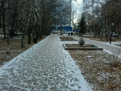 сквер Завод Петровского (Сквер )