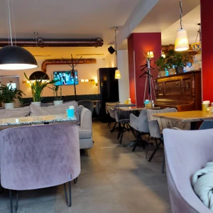 Brat Burgers (Кафе )